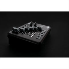 Showtec Easy 6 Mobile DMX Controller 6-channel - 5-pin DMX Showtec Easy 6 Mobile DMX Controller 6-channel - 5-pin DMX