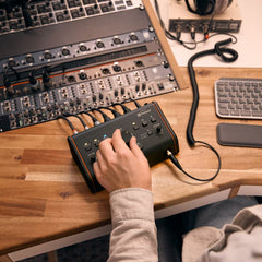 PALMER MONICON L G2 – Active/Passive Studio Monitor Controller