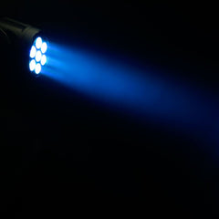 Cameo FLAT PROA 7 SPOT Kompakter, flacher 7 x 15 W Quad-LED-PAR-Spot
