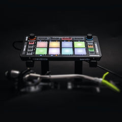 Contrôleur DJ compatible Reloop Neon Serato avec support modulaire