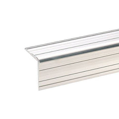 Adam Hall 6110 Angle de boîtier en aluminium 33 x 33 mm avec canal à rivets