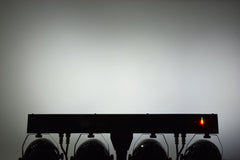 QTX Recharge Performer: Battery LED PAR Bar with Tripod *B-STOCK*