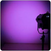 Lumière de scène LED Mini Fresnel Zoom Pulse 4x 40W RGBW