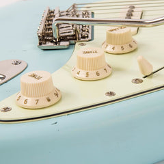 Vintage V6 Icon - Distressed Laguna Blue