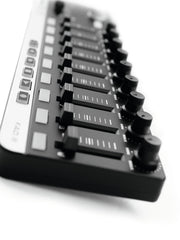 Omnitronic FAD-9 Midi Controller