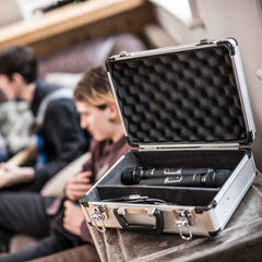 Flightcase pour microphone - Insert en mousse personnalisé avec espace pour les câbles