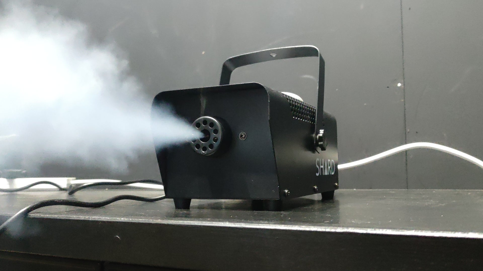 Machine à fumée Thor 400 W avec 1 l de liquide
